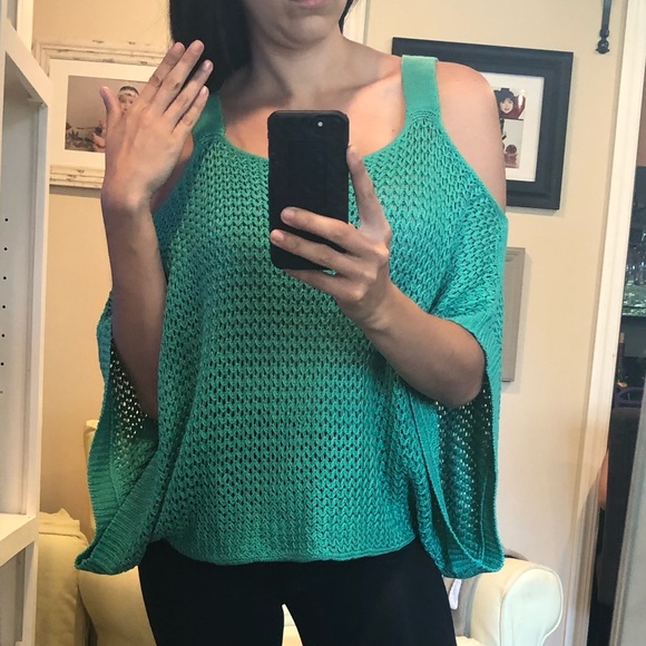 Willow & Clay Sweaters - WILLOW & CLAY cold shoulder knit top